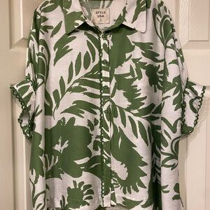Green and White Floral Button-Up Shirt